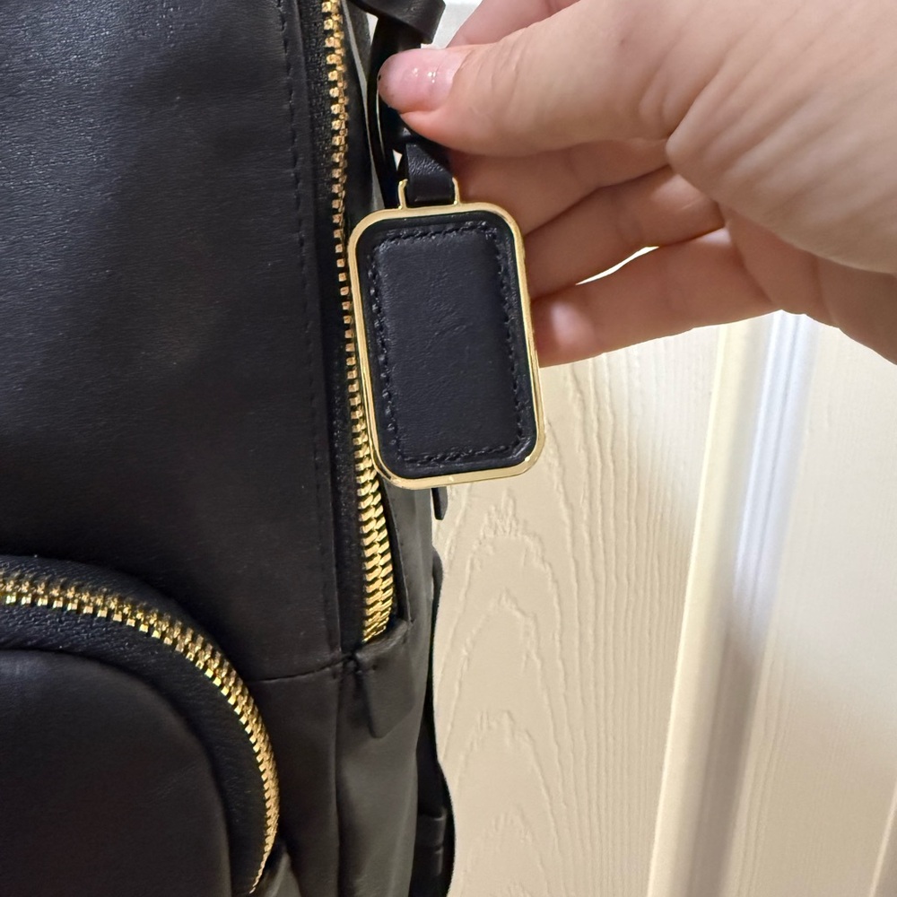 TUMI
Voyageur Hannah Leather Backpack - Picture 4 of 13